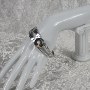 Stainless Steel Leaf Crystal Bracelet