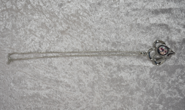 Double Diamonte Heart Necklace - Image 3