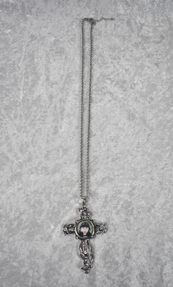 Gothic Diamonte Cross Necklace - Image 3