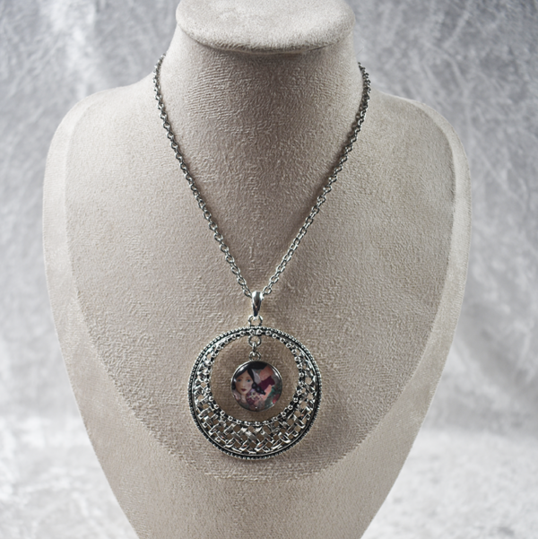 Large Woven Round Necklace