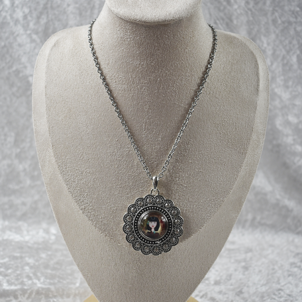 Round Crystal Flower Necklace