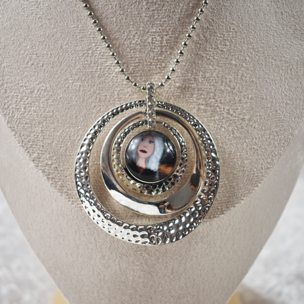 Silver Circles Necklace - Image 2